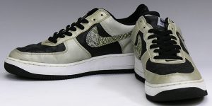 NIKE AIR FORCE1 B　黒蛇
