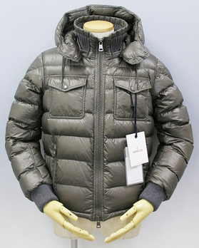 モンクレール（MONCLER） フェドール（FEDOR）
