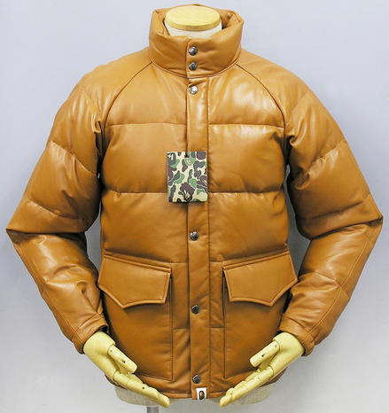 APE（エイプ）×ZOZO シープスキンダウンジャケット