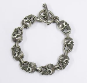 ガボール（Gabor） 8スカルリンクブレスレット