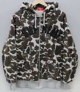 SUPREME（シュプリーム） 12AW カモ柄アーチロゴパーカー