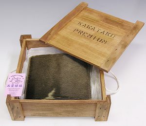 革蛸（KAWATAKO） PREMIUM 傾奇者 ゴマフワレット （ウォレット）です。