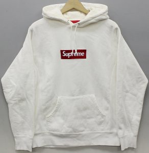 SUPREME（シュプリーム） BOXLOGO PULLOVER