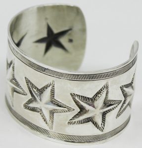 TAKAHIROMIYASHITA The Soloist（タカヒロミヤシタ ソロイスト） six star cuff ブレスレット