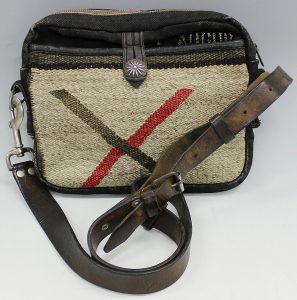 ジュディオーガー（J.AUGUR） ショルダーバッグ