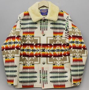 ペンドルトン（PENDLETON） ネイティブ柄ブランケットコート