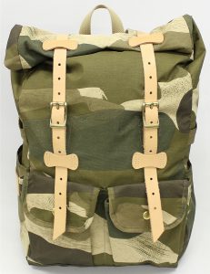 アーミージム×アーツアンドクラフツ(ARMYGYM×ARTS&CRAFTS) ROLL TOP CAMO バックパック