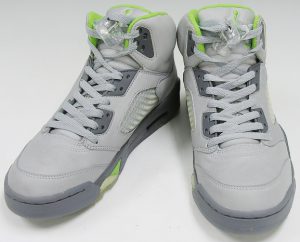 ナイキ(NIKE) エアジョーダン5 レトロ(AIR JORDAN5 RETRO)