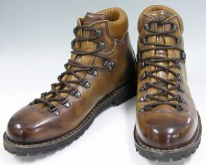 ディエッメ(DHIEMME) 伊勢丹×Begin別注 ドレスマウンテンブーツ