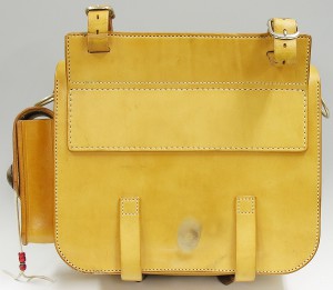 ビーズ屋公ちゃん サドルレザーサイドバッグ2