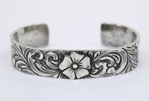 ラリースミス(LARRY SMITH ) 唐草シルバーバングル